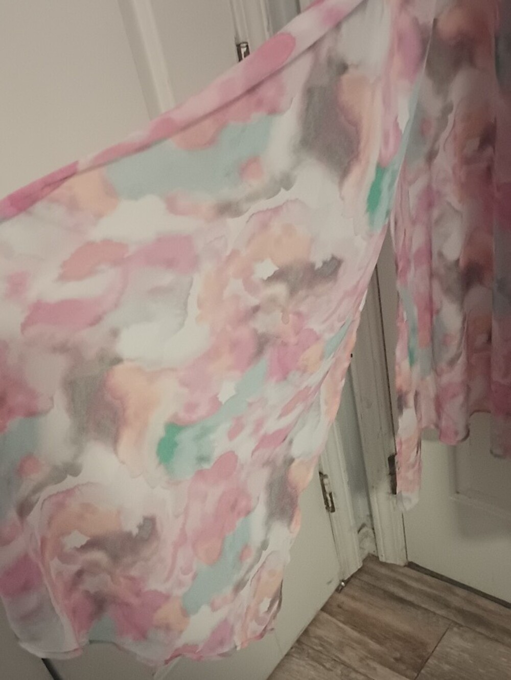 Torrid Sheer Chiffon Kimono Duster Watercolor Cover Up Tie Open Front Size 4x - Picture 6 of 8